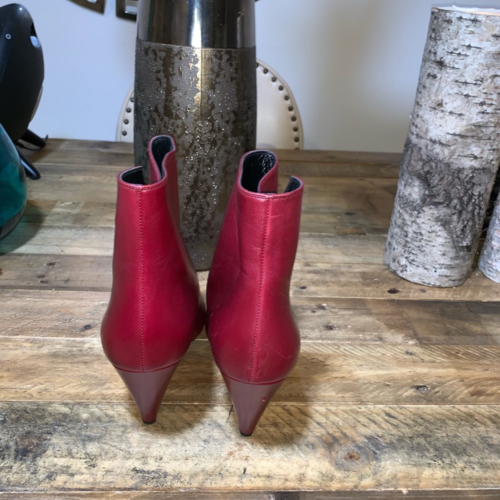 Saint Laurent Niki Leather Ankle Boots - Picture 6 of 8
